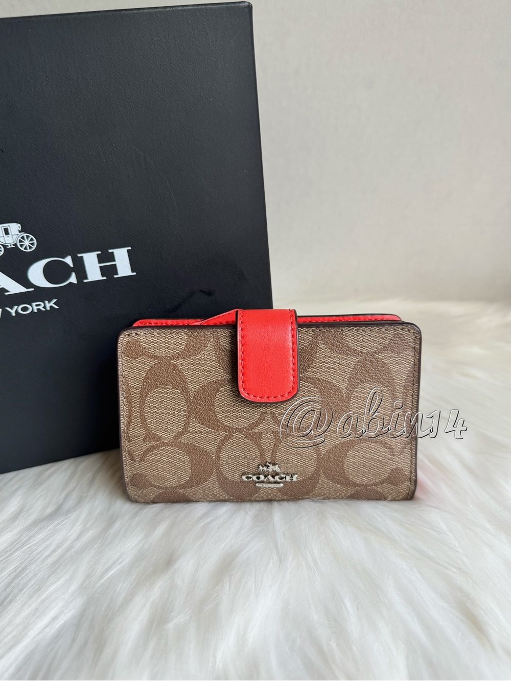 Coach Signature Canvas Leather Medium Corner Zip Wallet